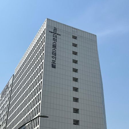 The First Stay Hotel Seoul Ngoại thất bức ảnh