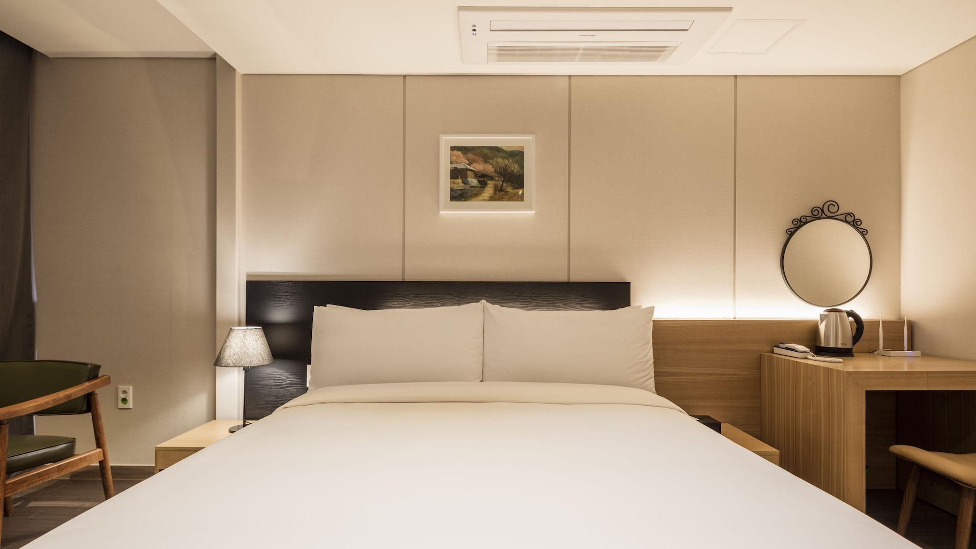 The First Stay Hotel Seoul Ngoại thất bức ảnh
